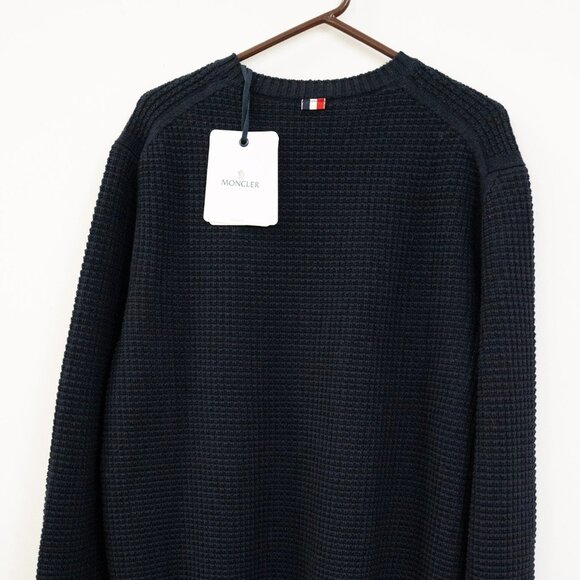 Moncler Sweater - Picture 6 of 9